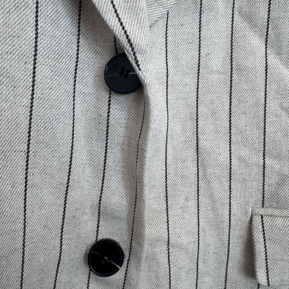 DISSH Murphy Pinstripe Blazer - Picture 4 of 10